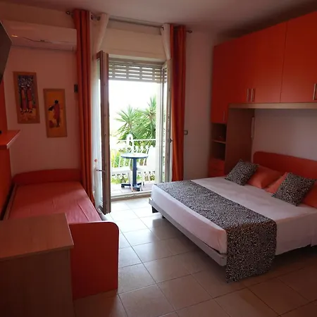 Simonetta 4*