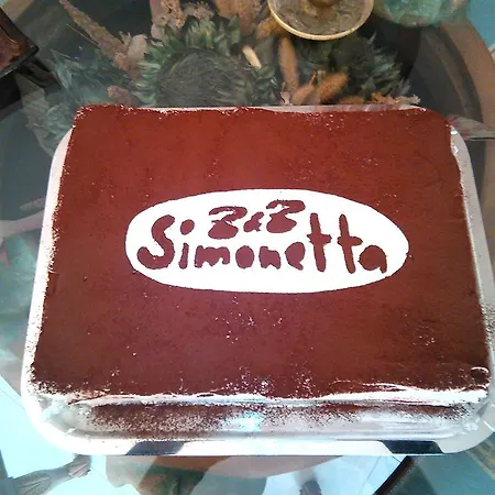 ベッド・アンド・ブレックファスト Simonetta ポルト・チェザーレオ